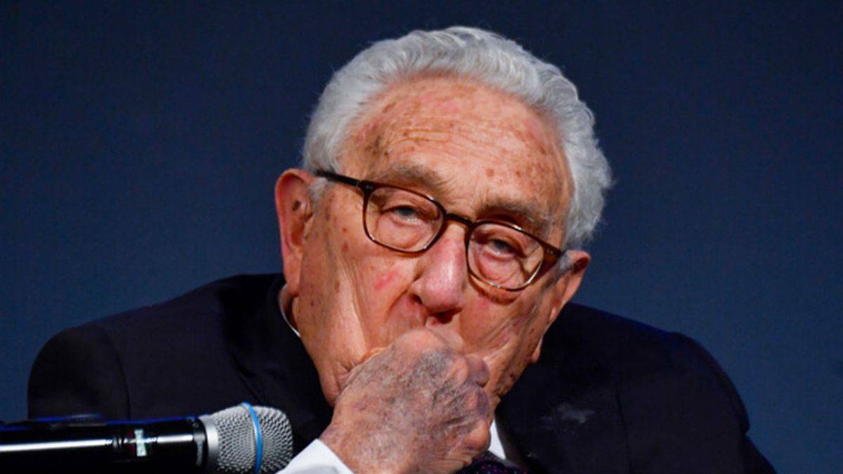 Kissinger'ın 'NATO üyesi Ukrayna' savunmasına Çin'den cevap