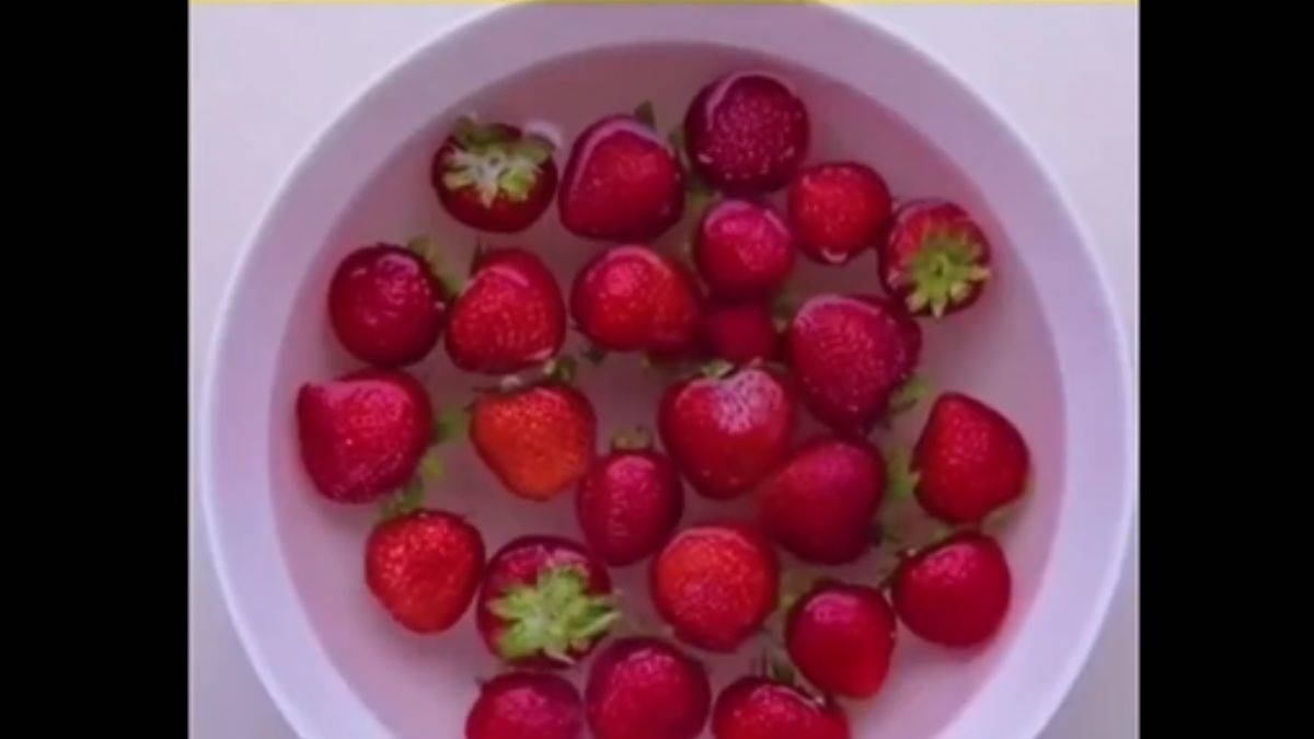 Meyve yıkamanın doğru yolu