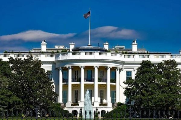 Beyaz Saray'a alınmayan Müslüman belediye başkanına destek