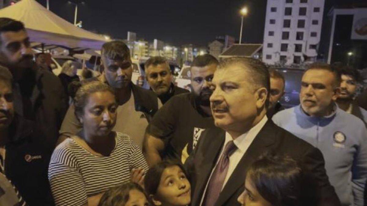 Bakan Koca'dan İskenderun'da çadırkent ziyareti