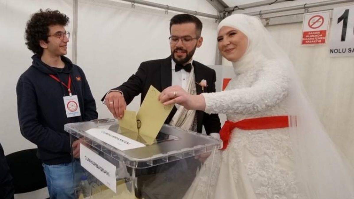 'Önce oy sonra düğün'