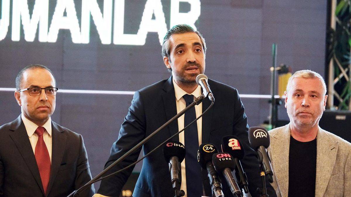 Gelecek Partisi dağıldı! 11 üst düzey istifa