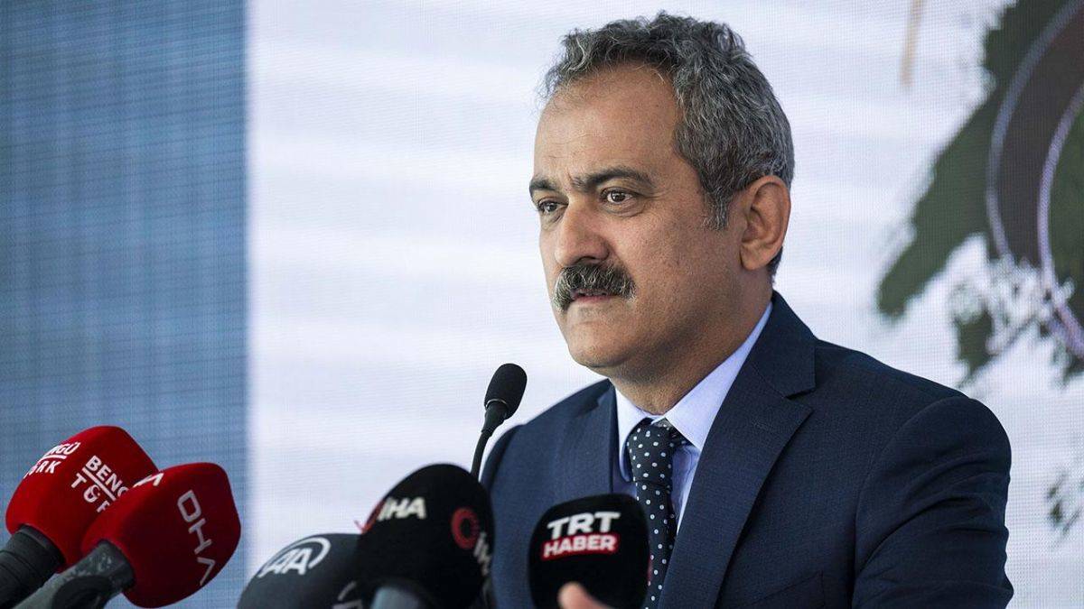 Bakan Özer: Yıl sonu mesleki çalışmalar ÖBA üzerinden yapılacak