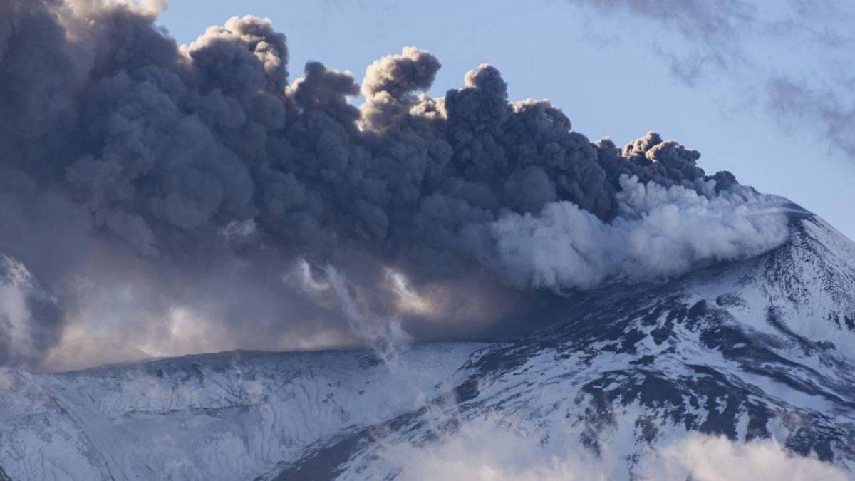 Meteoroloji: Kül bulutlarının Türkiye'yi etkilemesi beklenmiyor