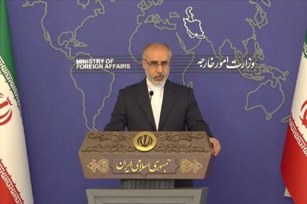 İran'dan Zelenski'ye tepki: Batı'dan daha fazla yardım almayı amaçlıyor