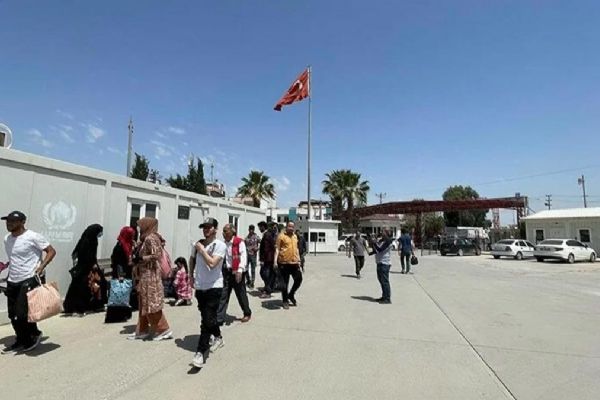 Ülkesine gönüllü olarak dönen Suriyelilerin sayısı yarım milyonu geçti