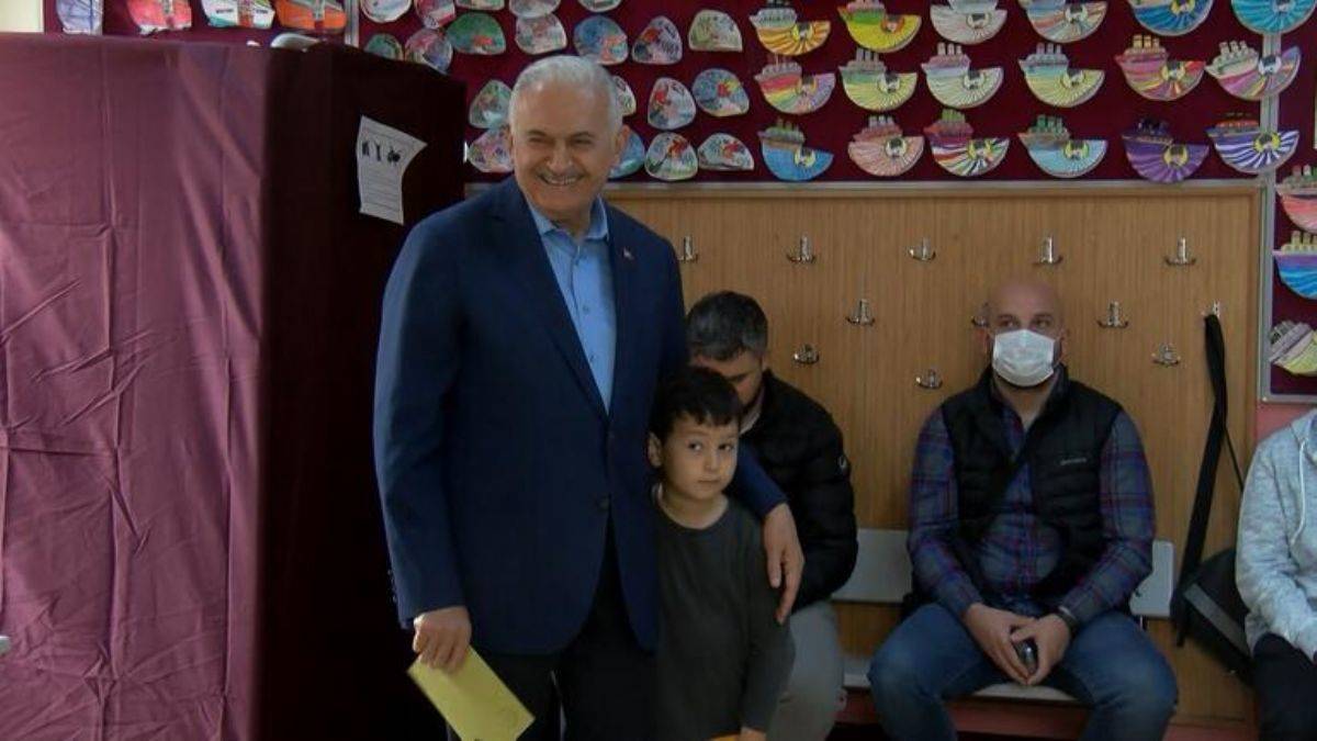 'Hanım ne oldu, karar veremedin mi?'