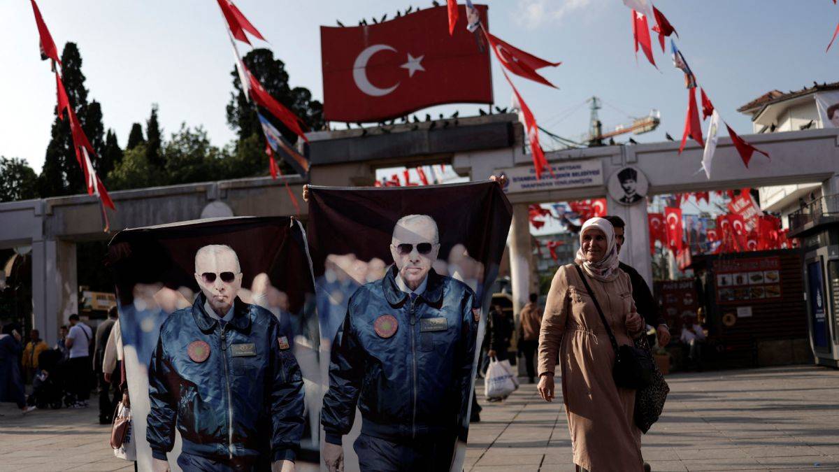 Reuters haberi: 'Durumu düzeltecek tek lider Erdoğan'