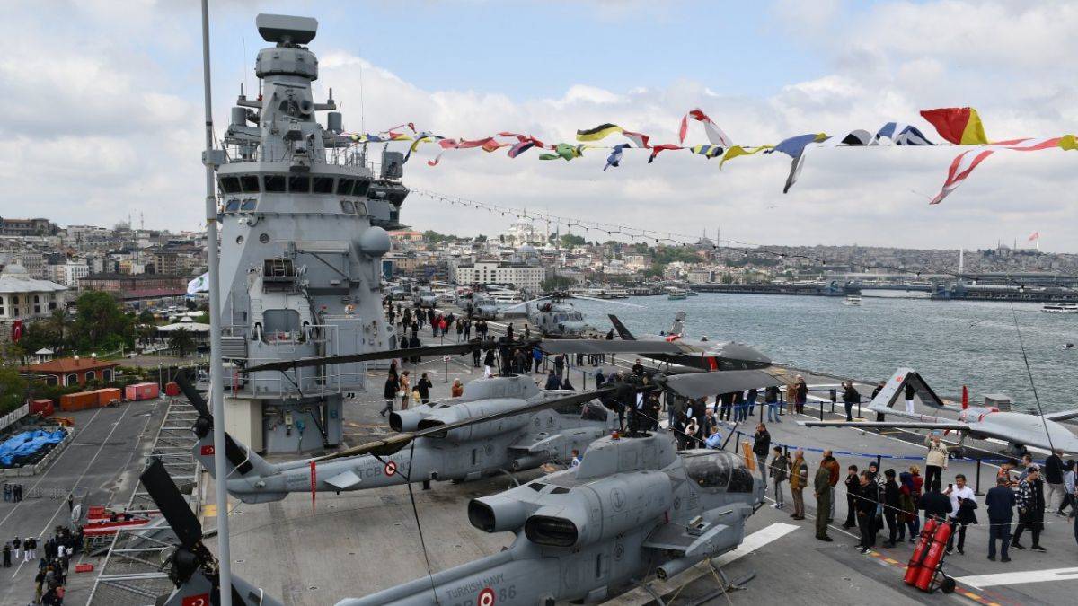 TCG Anadolu'yu 400 bin kişi ziyaret etti