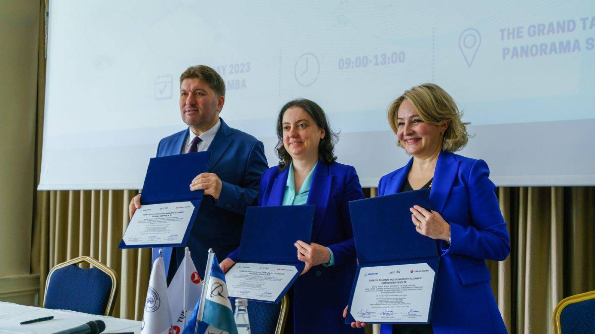 Türk Hava Yolları, Boeing ve İTÜ öncülüğünde Türkiye Sürdürülebilir Havacılık Platformu kurulması için imzalar atıldı