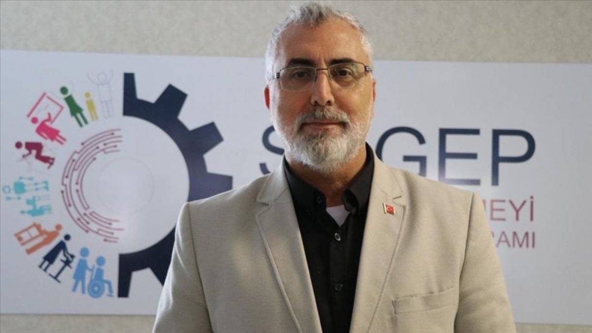 Çalışma ve Sosyal Güvenlik Bakanı Vedat Işıkhan