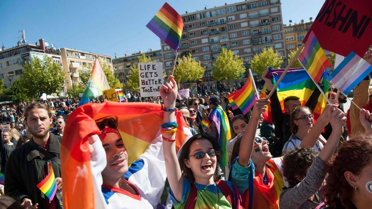 Kosova, LGBT dayatmasına teslim mi oldu? Atalay'dan iddialara cevap