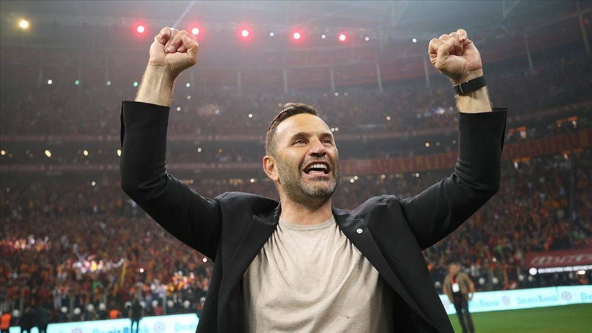 Galatasaray, Okan Buruk'un sözleşmesini uzattı