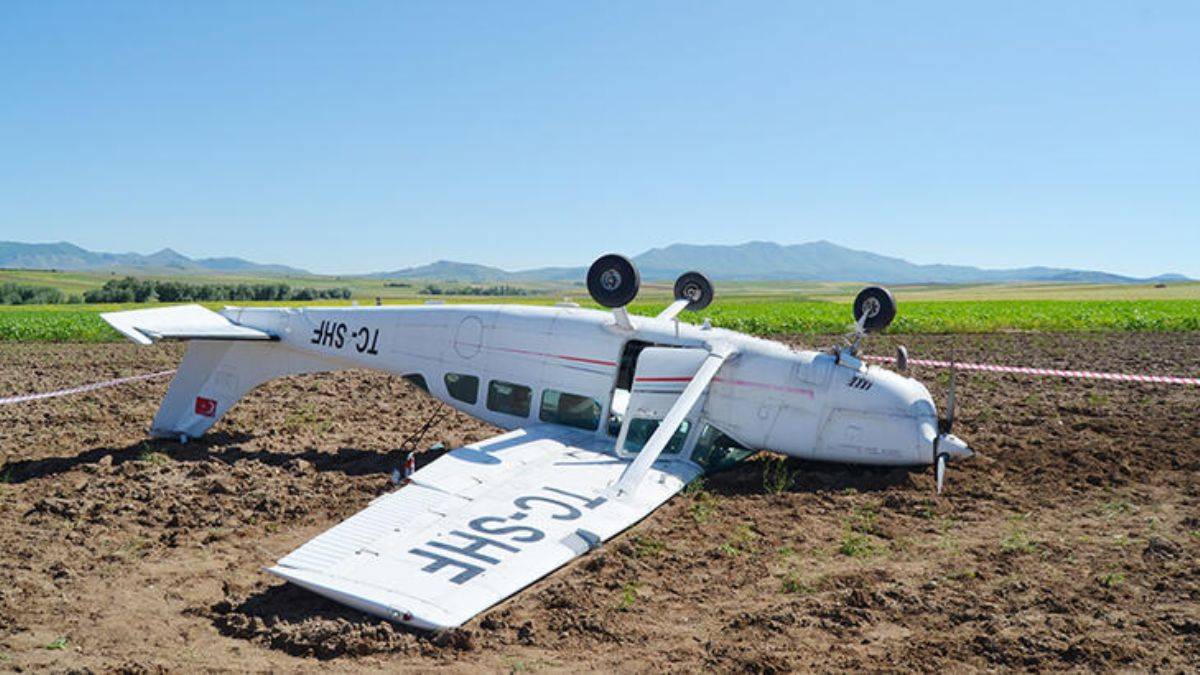 Düşen eğitim uçağı Isparta'ya gönderildi
