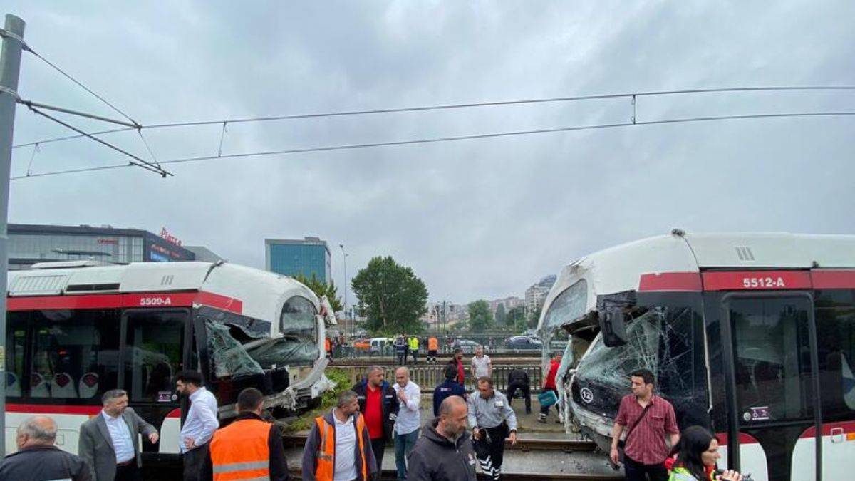 Samsun'da tramvay kazası: 1'i ağır 26 yaralı