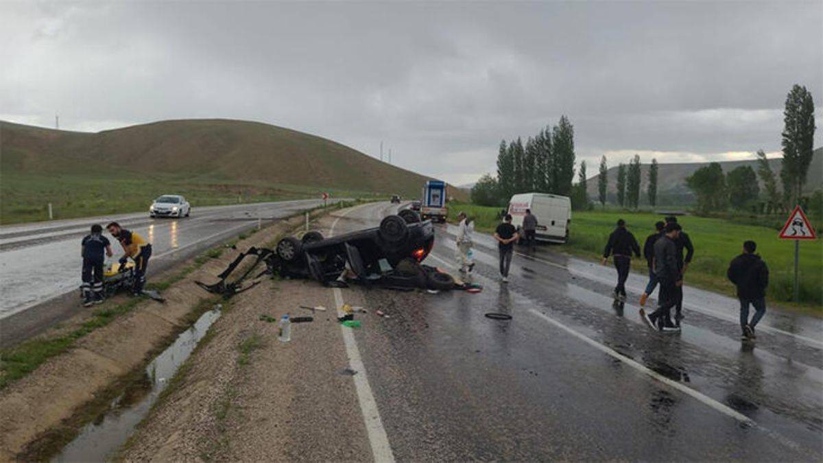 Sivas'ta kaza: Sağlık çalışanı öldü, astsubay nişanlısı yaralandı
