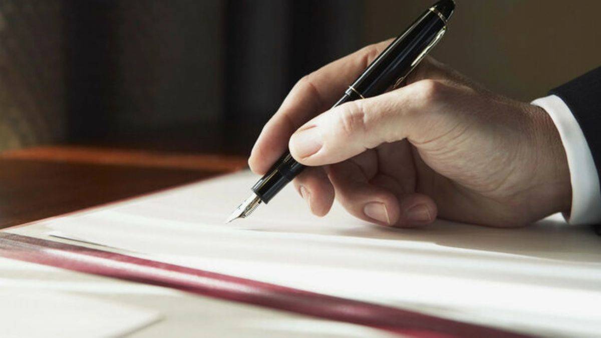 Belediye Başkanlarının emekliye sevk onayını kim verir?