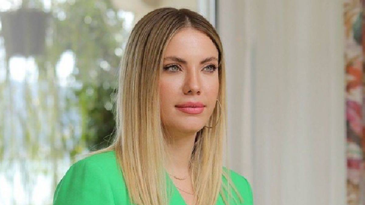 Oyuncu Eda Ece de depremzedelerle dalga geçti