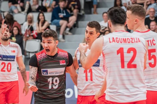 Erkek Voleybol Takımı, Portekiz'i 3-1 mağlup etti