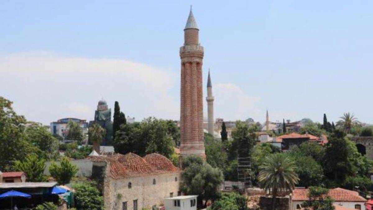 35 santimetre yatık! 'depremde kesin yıkılır...'