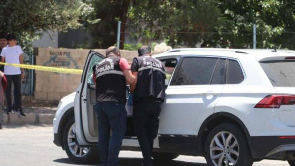 Boşanma aşamasında çifte cinayet