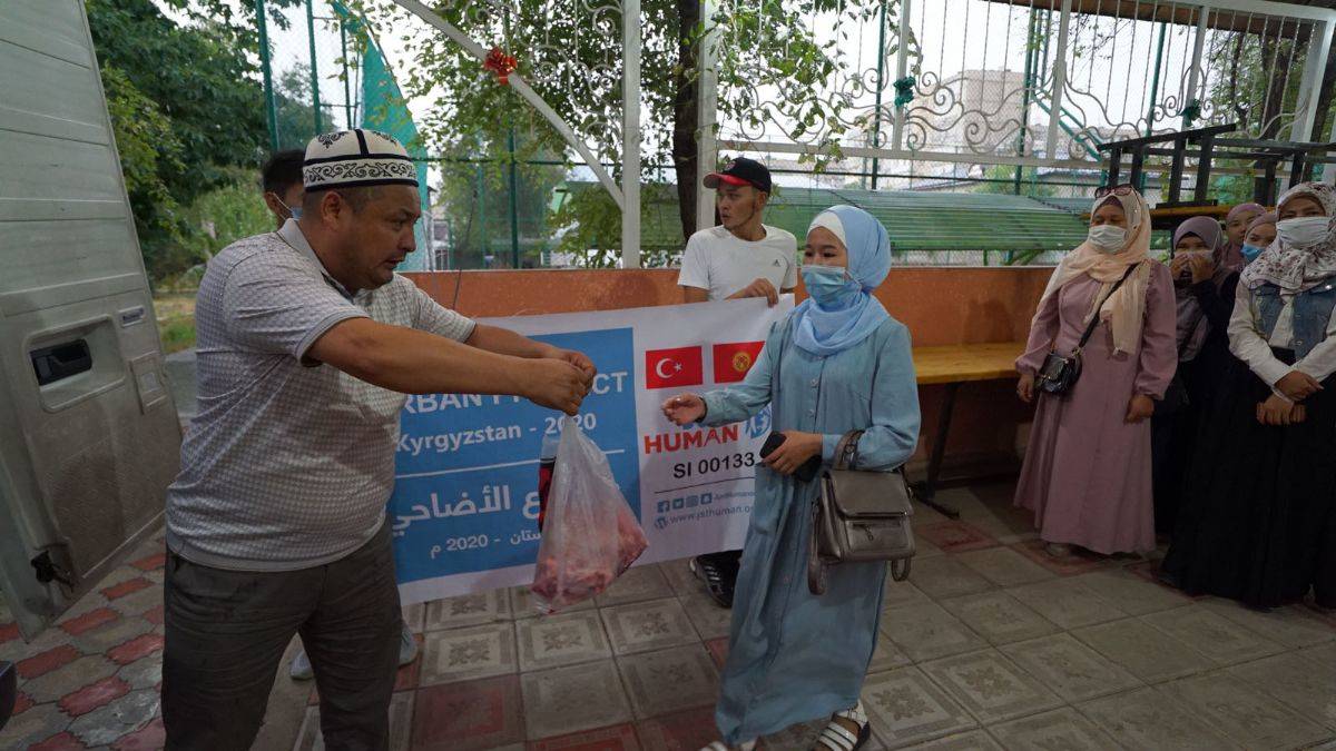 Sadece İnsan Derneği 35 ülkede kurban kesecek