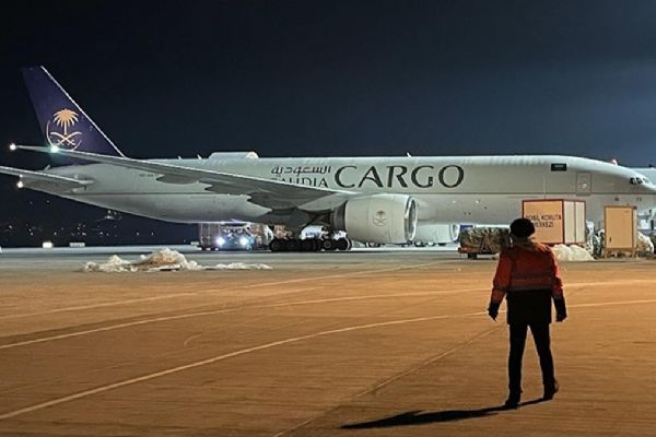 Suudi Arabistan 17'nci uçağı Türkiye'ye gönderdi