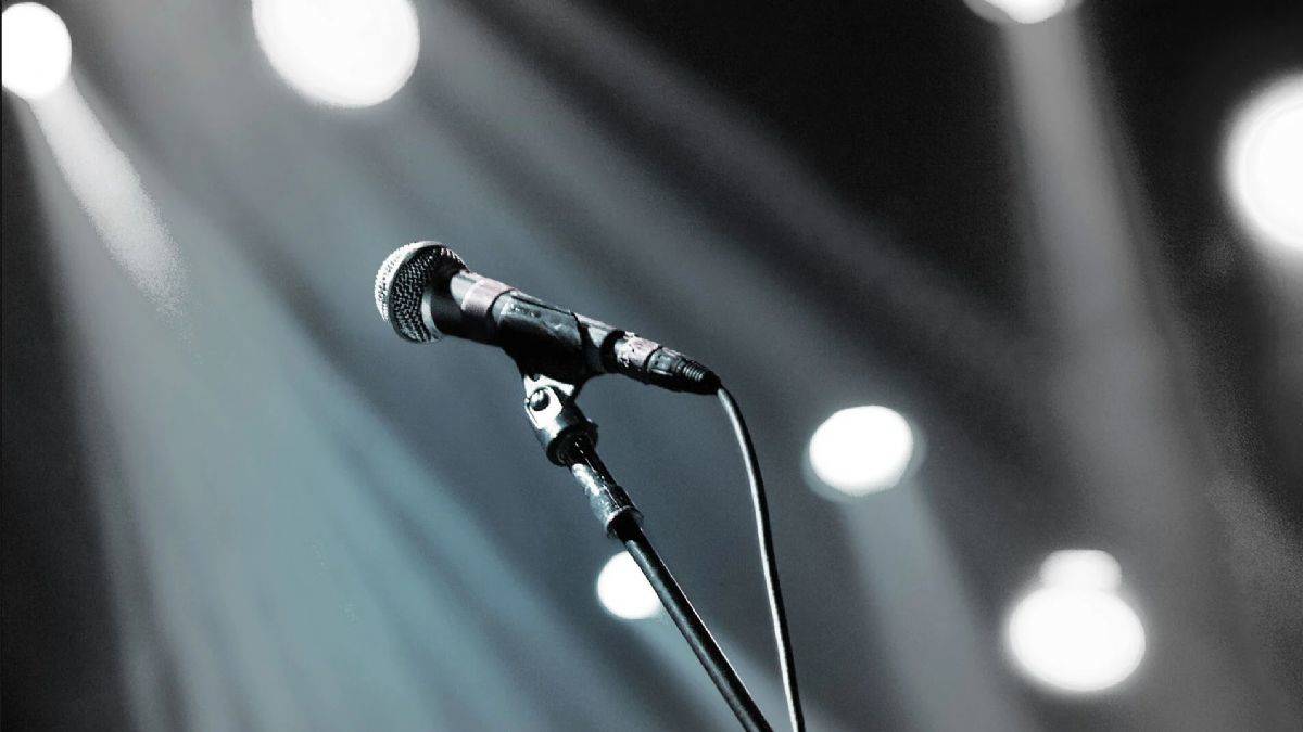 'Sen bize çok güzel hakaret ettin koçum, al bu da ödülün'