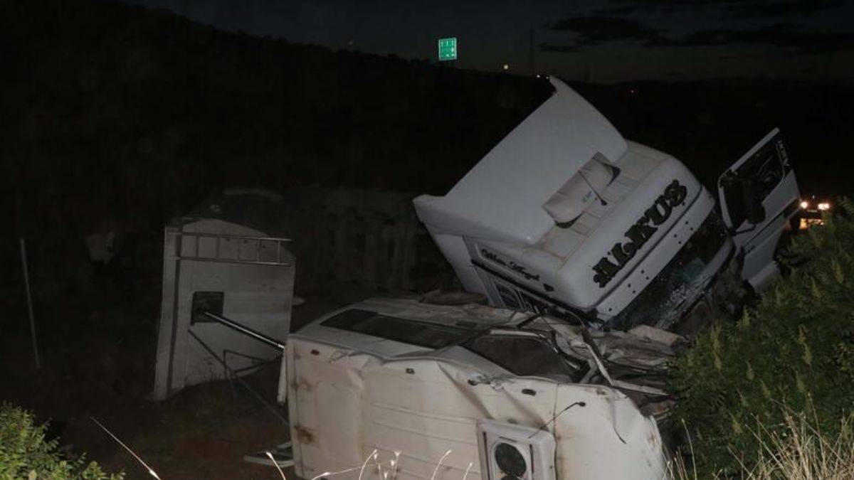 Gaziantep'te zincirleme kaza: 3 ölü, 5 yaralı