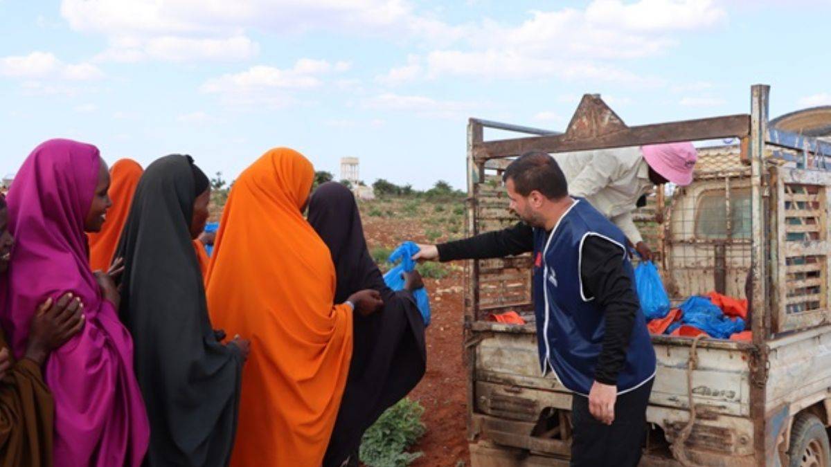 Umut Ol İnsani Yardım Derneği, Kurban Bayramı’nda ihtiyaç sahiplerine ulaşmak istiyor