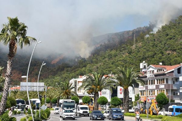 Muğla Valisi Tavlı duyurdu: Marmaris'teki orman yangını kontrol altında