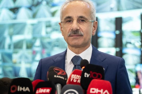 Bakan Uraloğlu: Milletimize umut olmaya devam edeceğiz