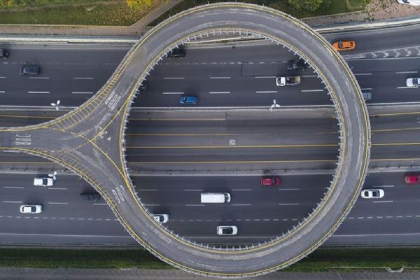 505 km'lik kısım hayata geçiriliyor! Akıllı yol dönemi başlıyor
