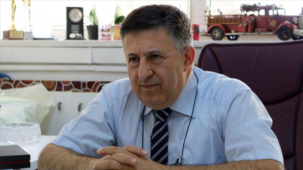 Prof. Ünal: Hastalar aylarca yoğun bakımda boşa yatırılıyor