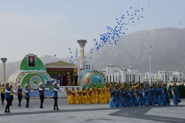 Türkmenistan'ın ilk ''akıllı şehri''nin açılışı yapıldı