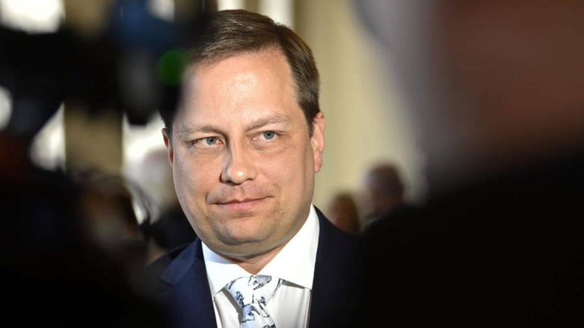 Finlandiyalı bakandan 'Nazi' istifası