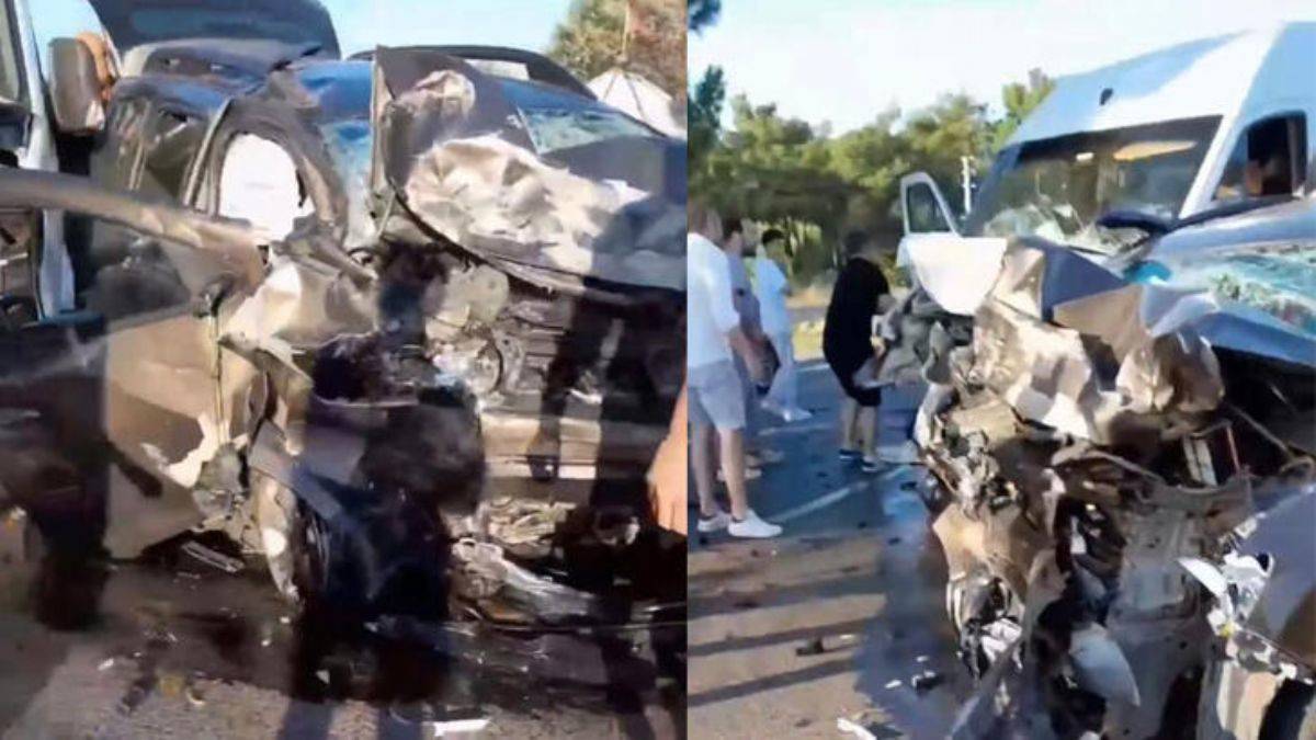 Minibüsle kafa kafaya çarpıştı: 4 ölü, 21 yaralı