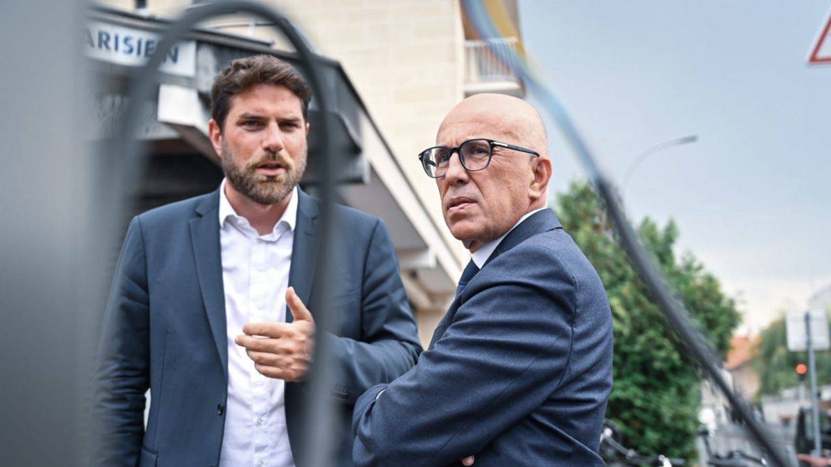 Evine saldırı yapılan Belediye Başkanı, OHAL istedi