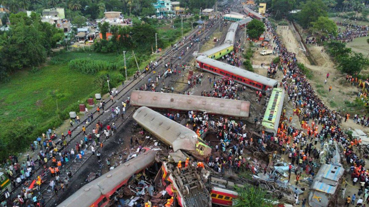 Kazada ölen 52 kişinin kimlikleri 1 aydır belirsiz