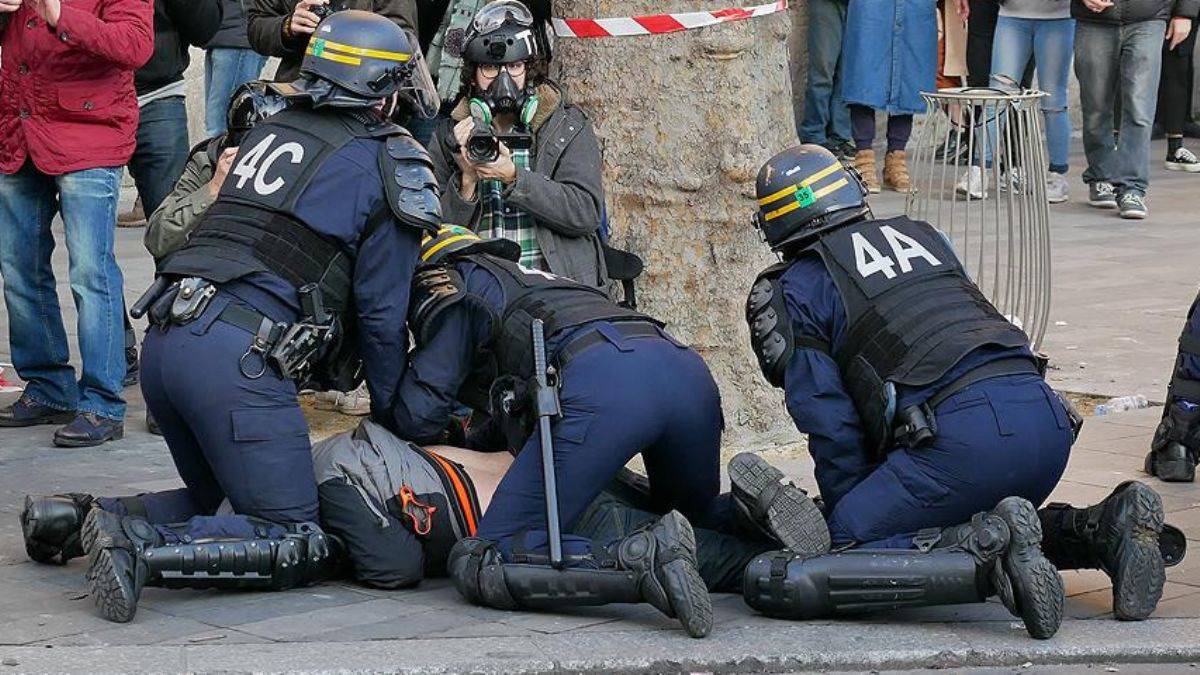 Fransız faşizmi: 'Yabancılar ölmeli'