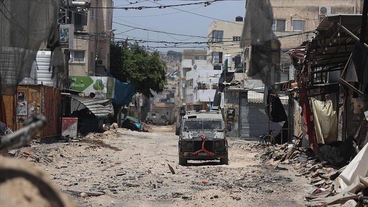 İsrail, Cenin'e kamikaze dronlarla saldırdı