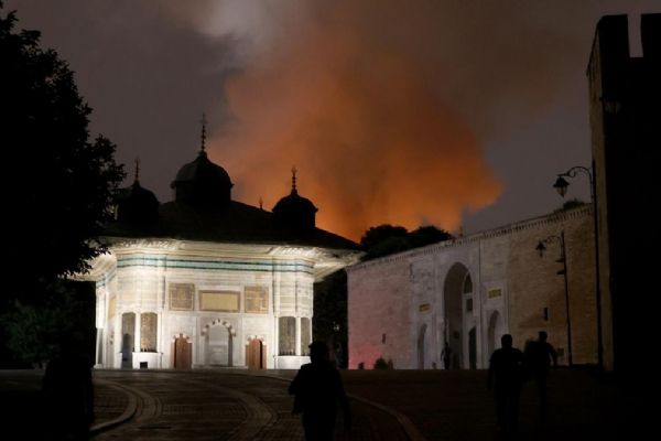 Topkapı Sarayı'nda yangın çıktı!