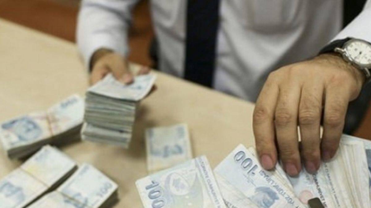 Memur ve emekli maaş zamları Meclis'ten geçti