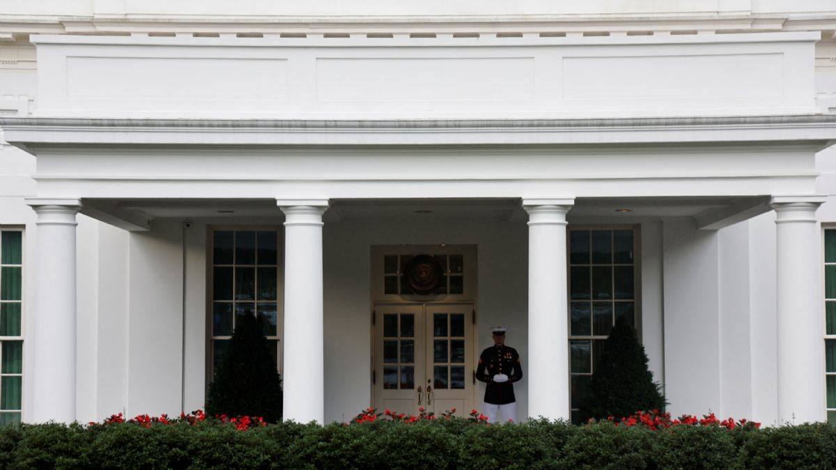 Beyaz Saray'da uyuşturucu zulaları