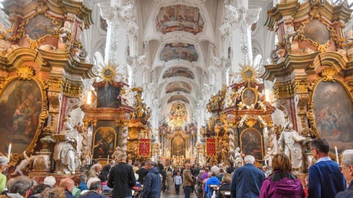 Almanlar kilise vergisine isyanda