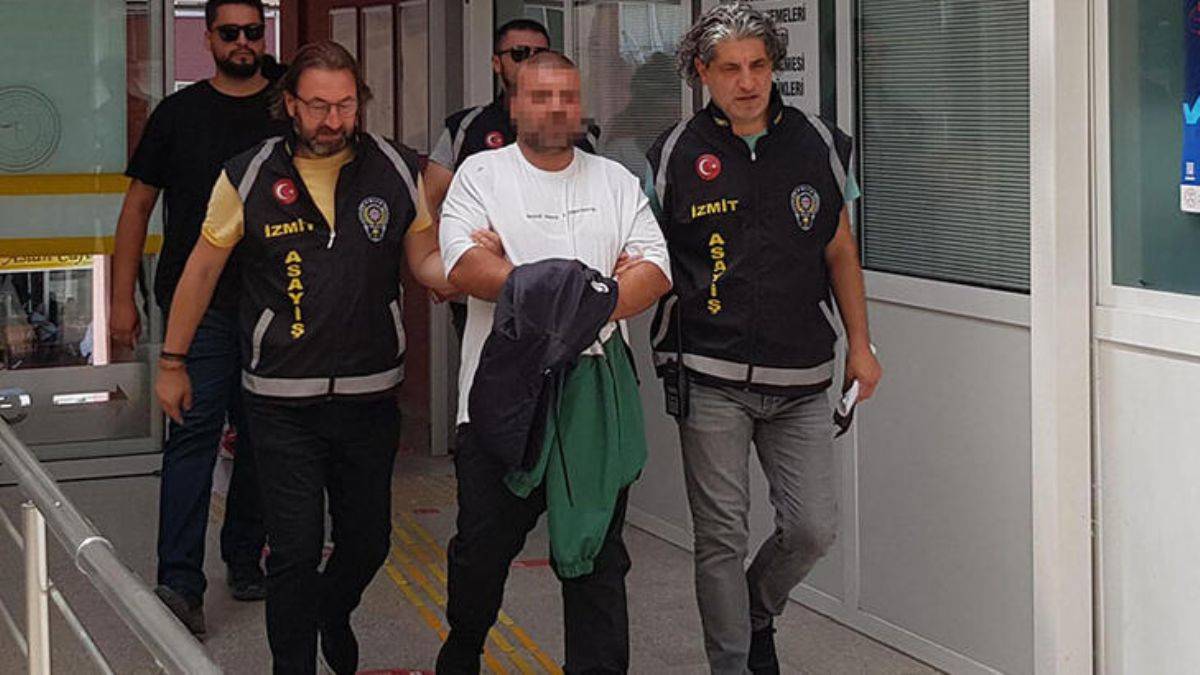 Baba ve oğlunu kızını dövdükleri için vurmuş