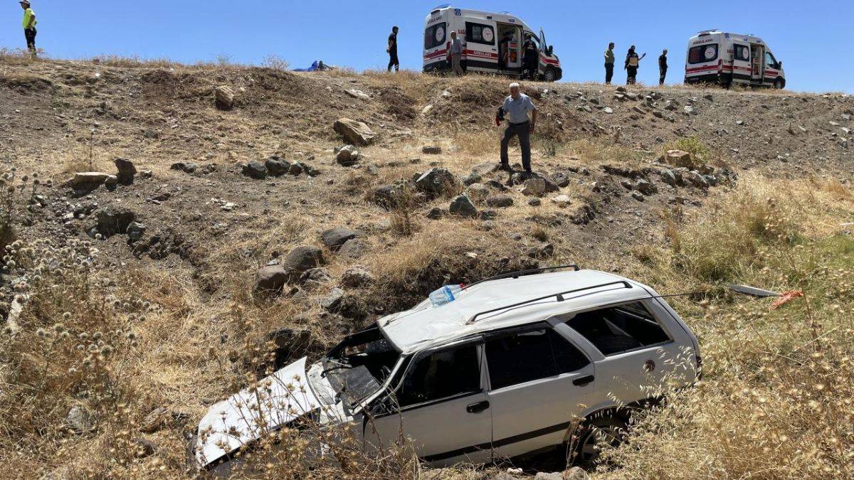 Kilis'te otomobil dere yatağına devrildi: 1 ölü, 2 yaralı