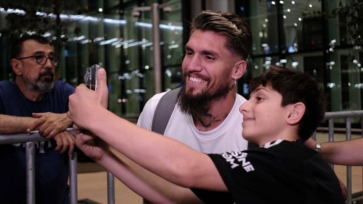 Lyanco, Beşiktaş için İstanbul'a geldi