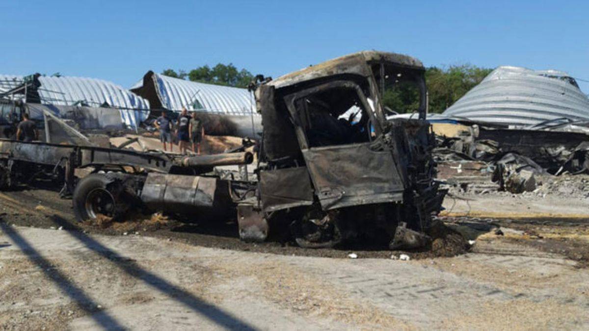 Rusya bezelye ve arpa deposu vurdu