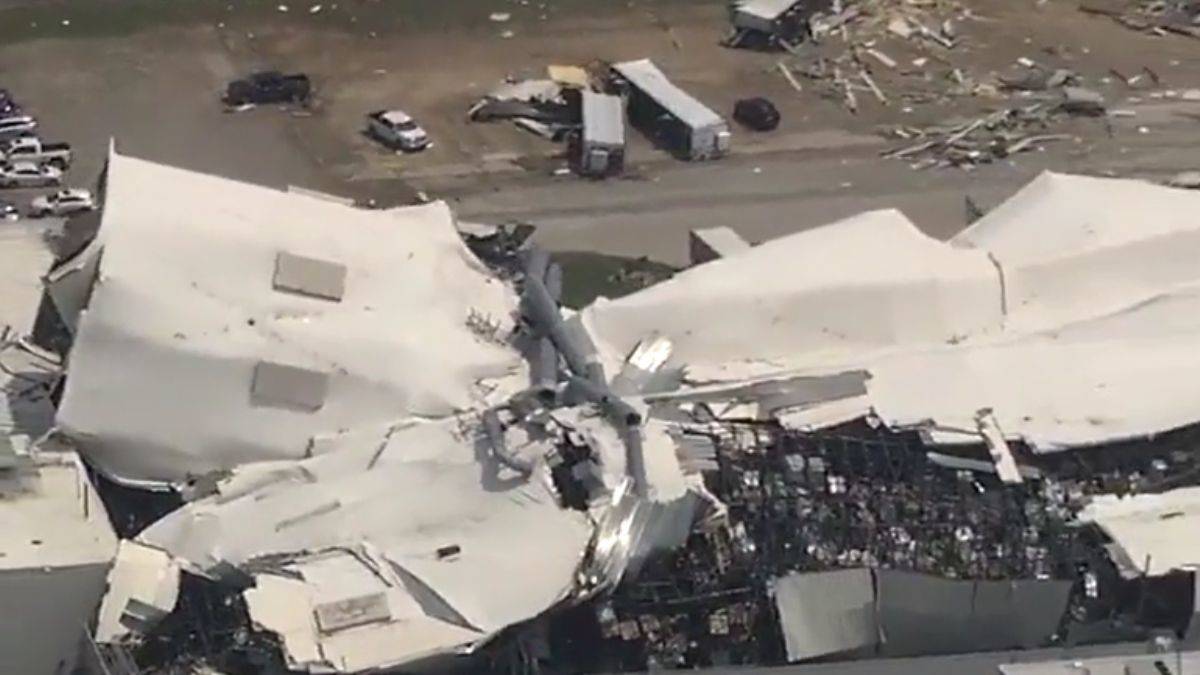 ABD'de kasırga; Pfizer'ın fabrikası yerle bir oldu